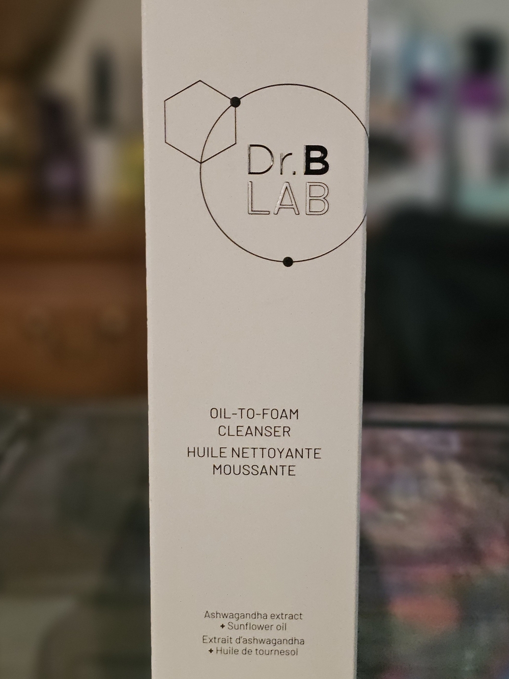 Dr. Brandt Oil-to-Foam Cleanser — White